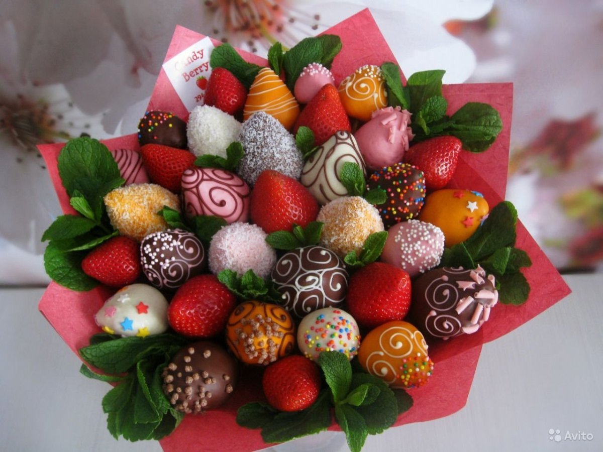 Вкусный букет из клубники