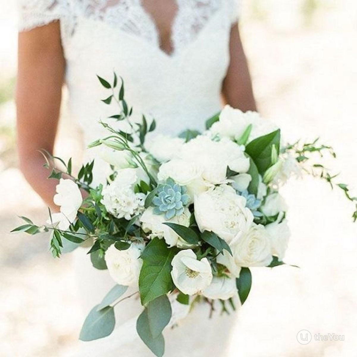 Букет невесты растрепыш в пудровых тонах