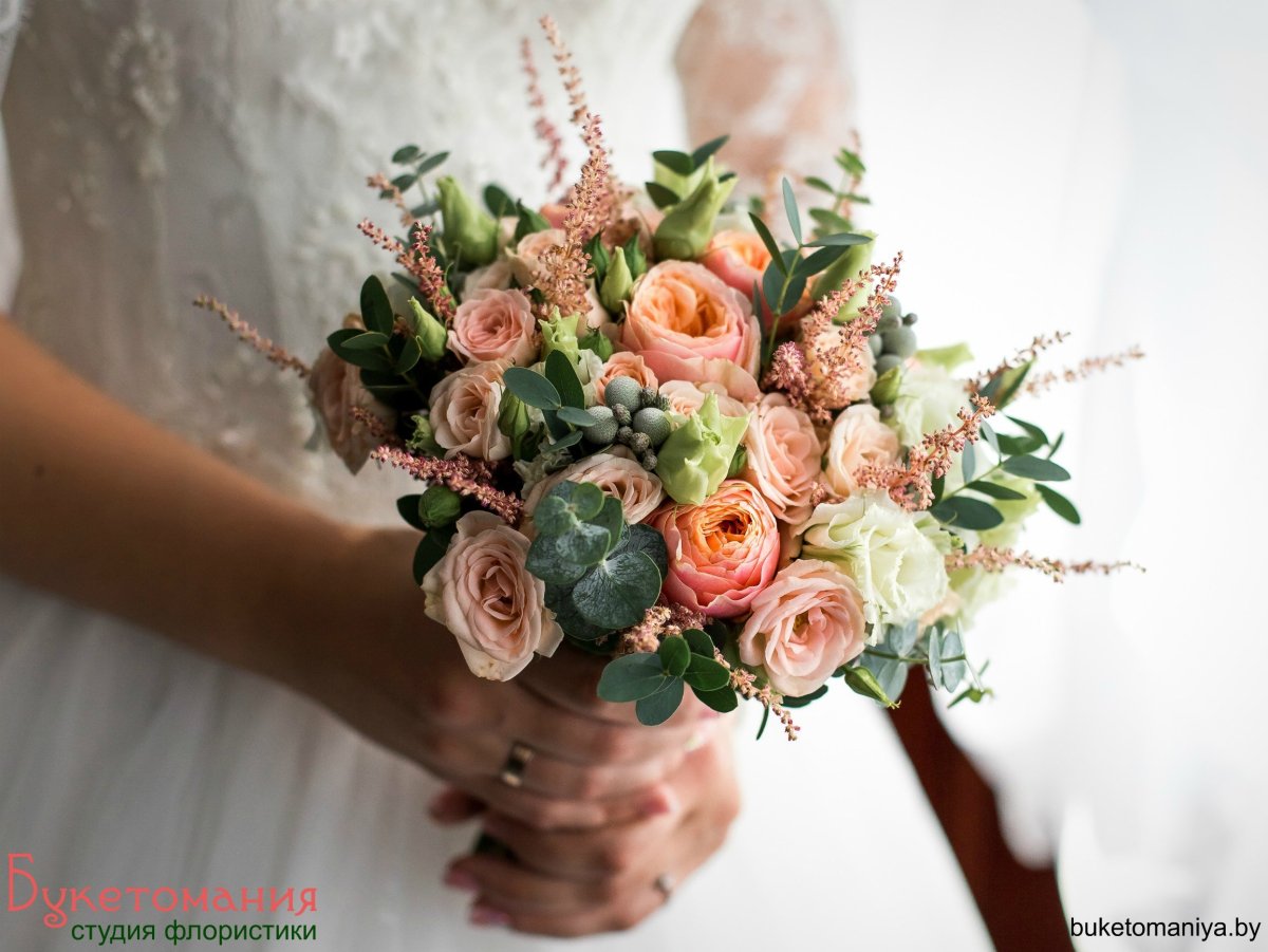 Букет растрепыш эустома