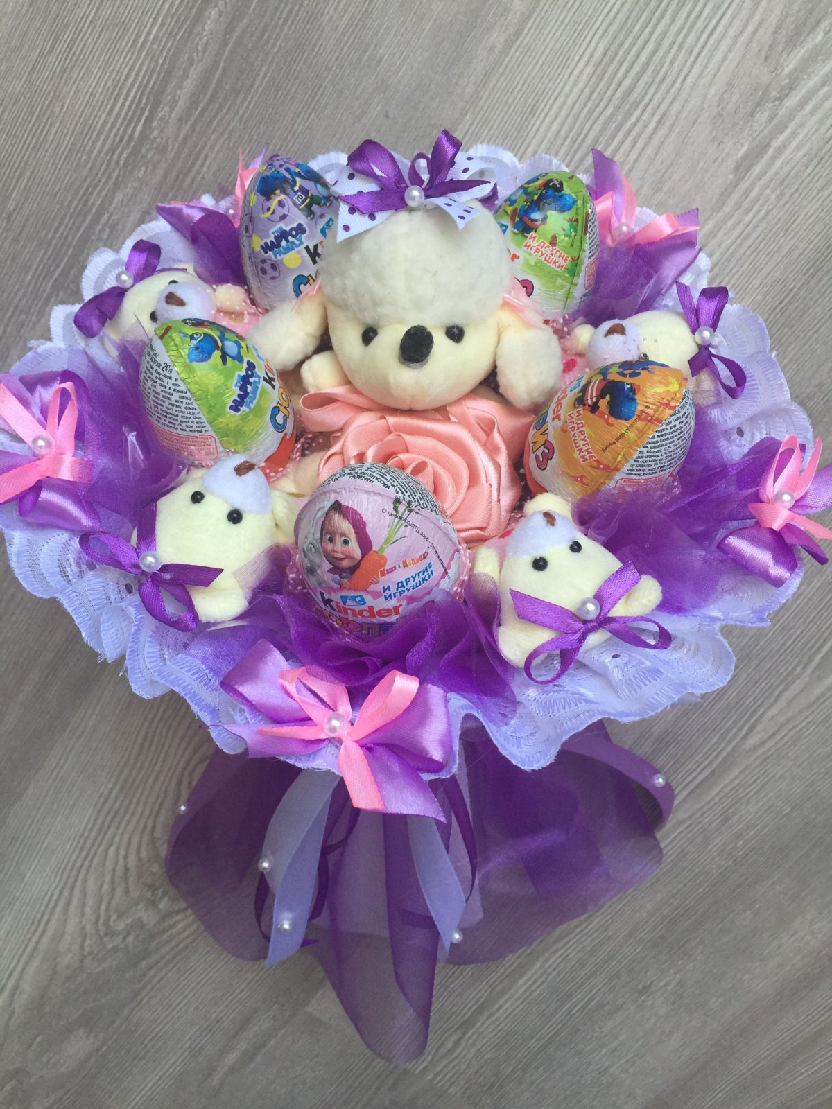 Букет из сладостей для мальчика