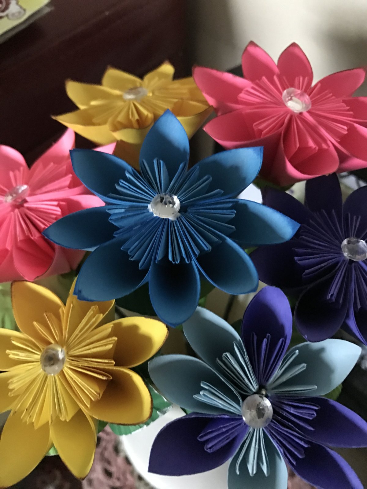 Панно из цветов оригами