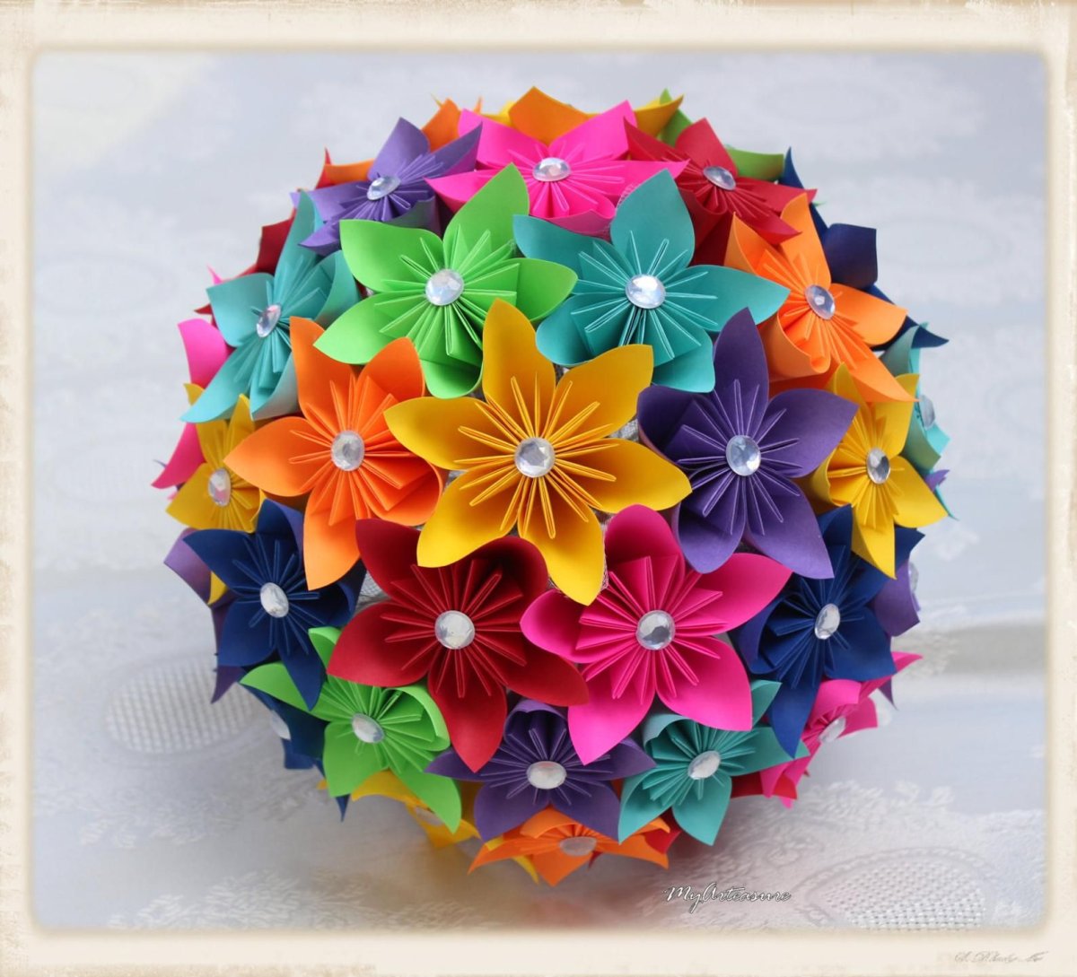 Картинки поделок из бумаги цветов букет