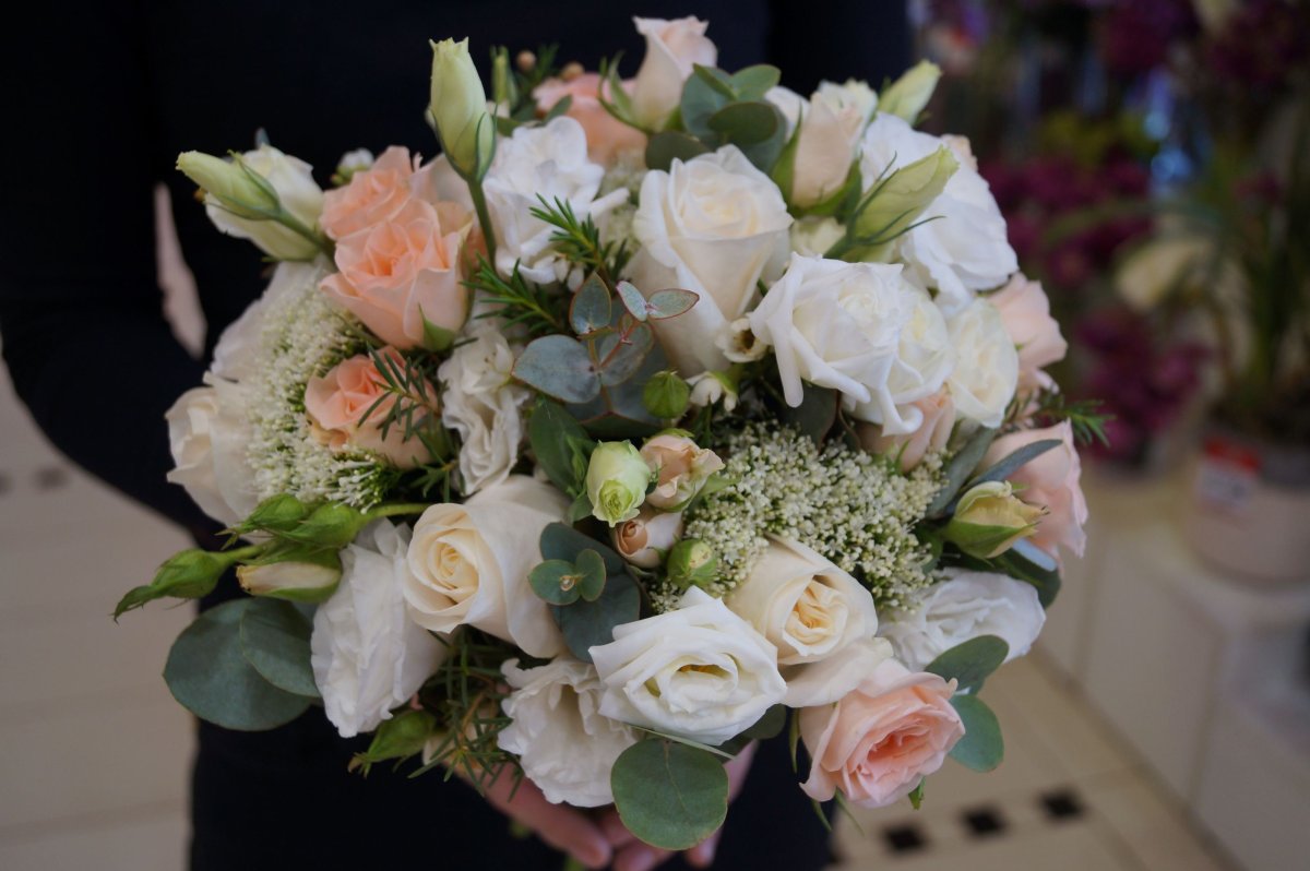 Букет с орхидеей