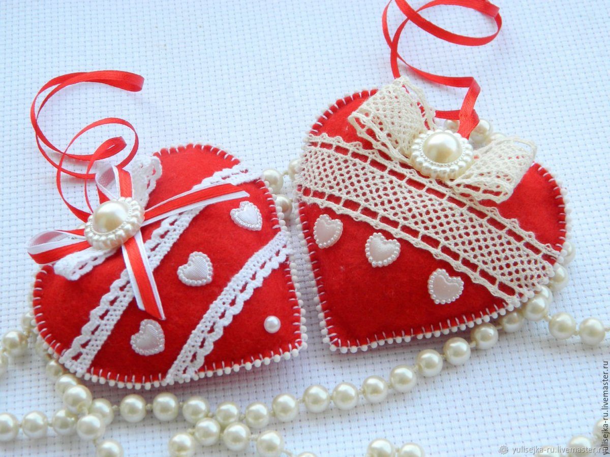 Сердечки из фетра на 14 февраля
