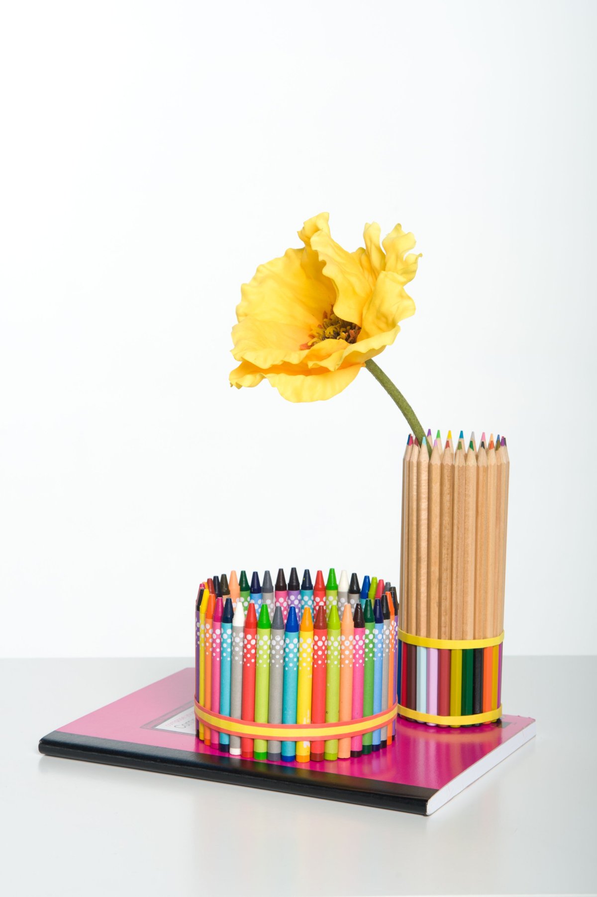 Букет из канцтоваров на 1 сентября