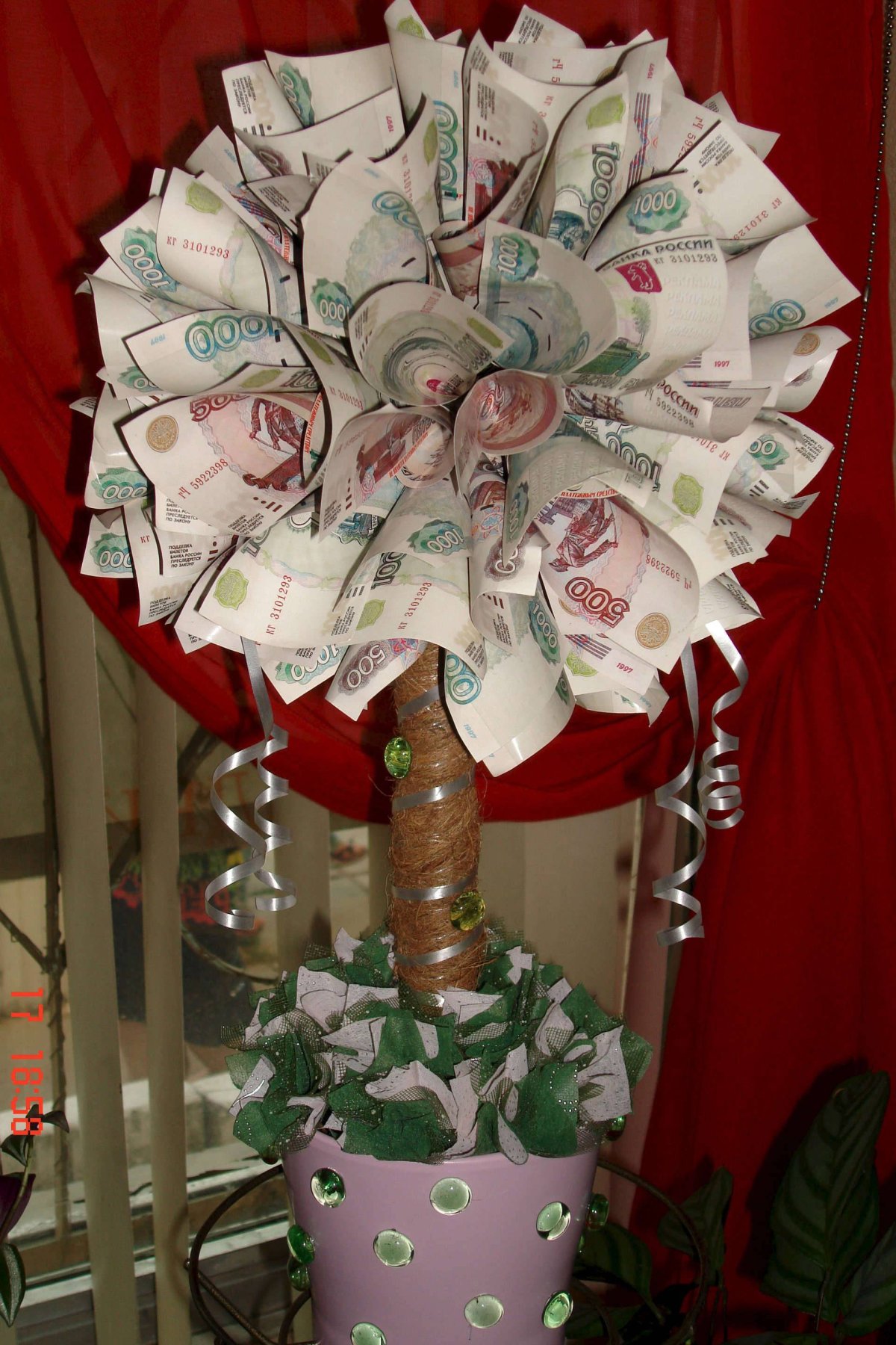 Оригинальный букет из денег