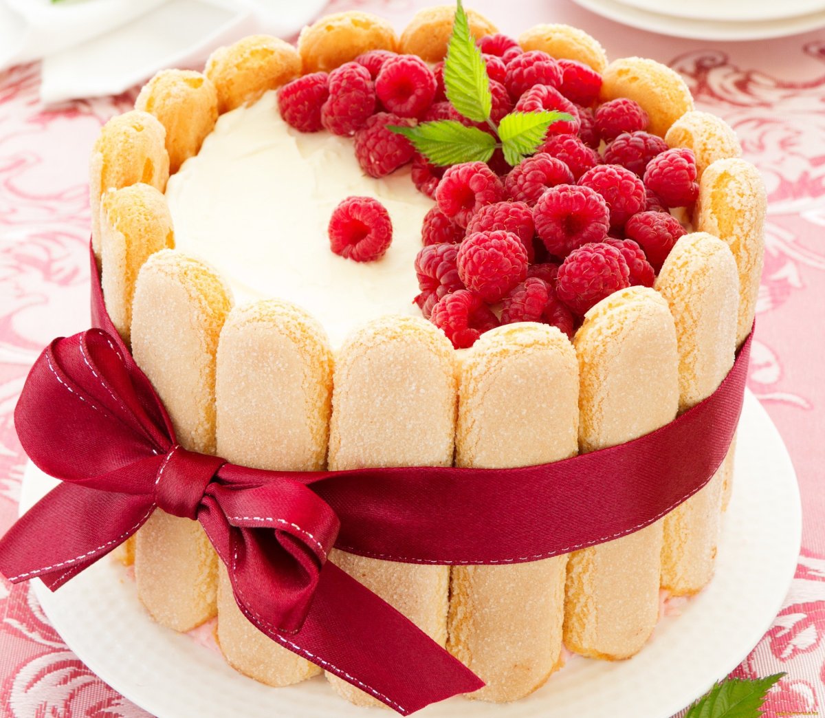 Торт с савоярди