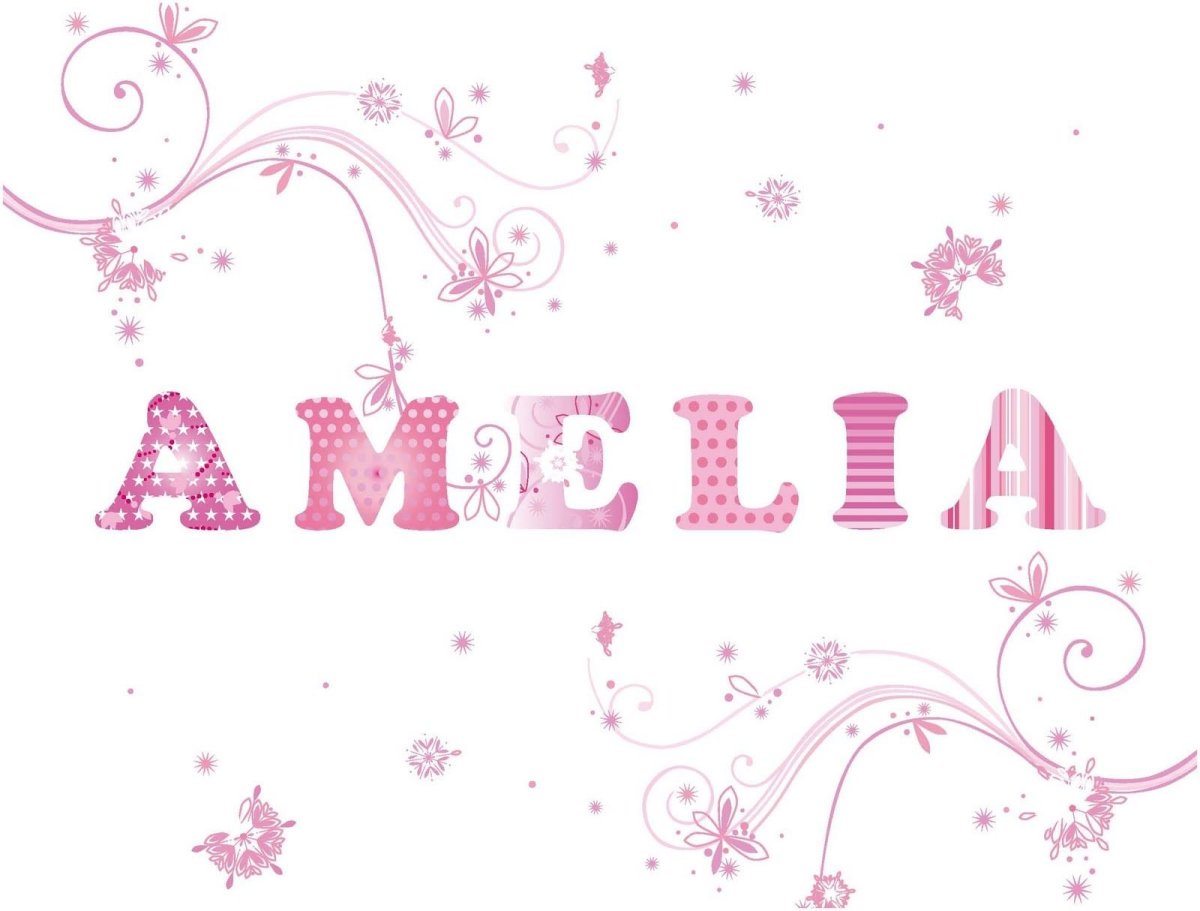 Амелии годик