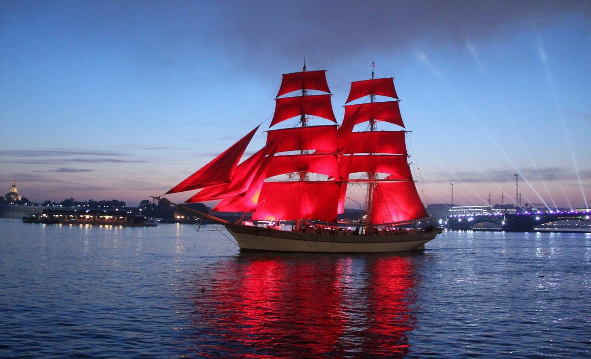 Парусник Алые паруса