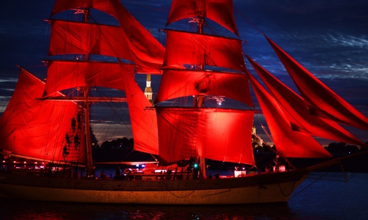 Каравелла с алыми парусами