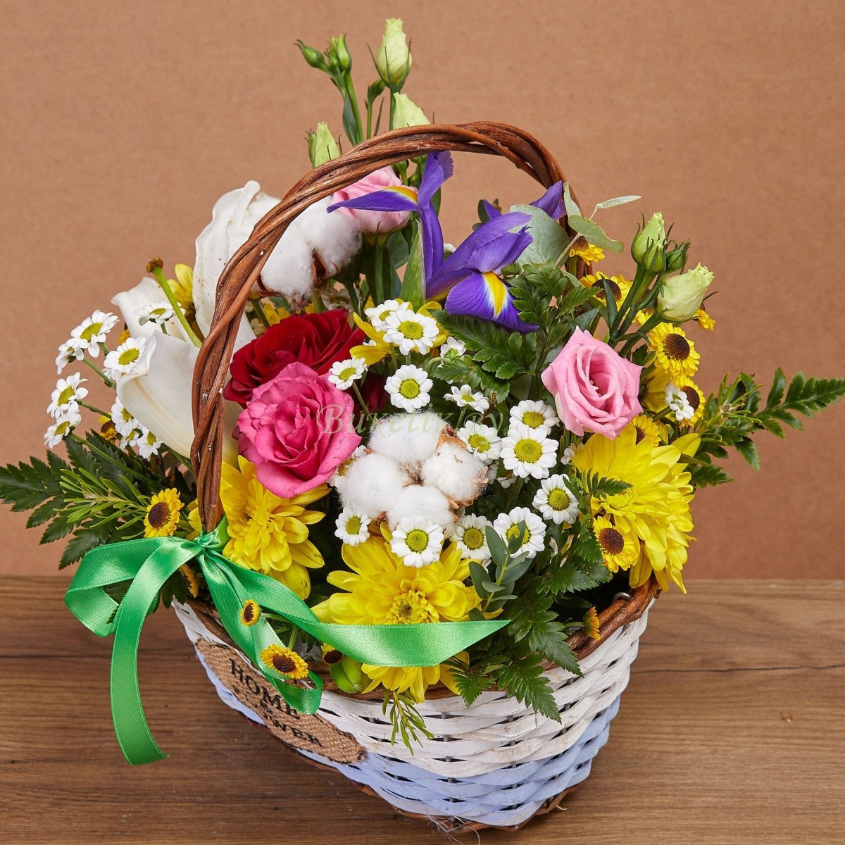 Корзинка с цветами