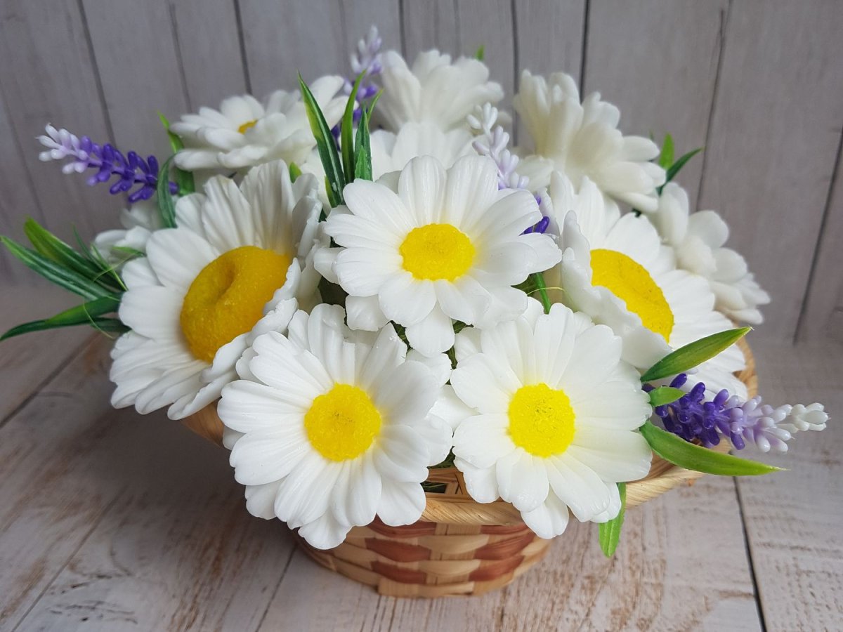 Букет из ромашек из мыла