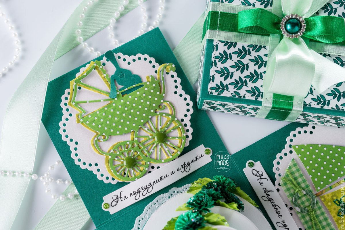 Изумрудный фон для презентации