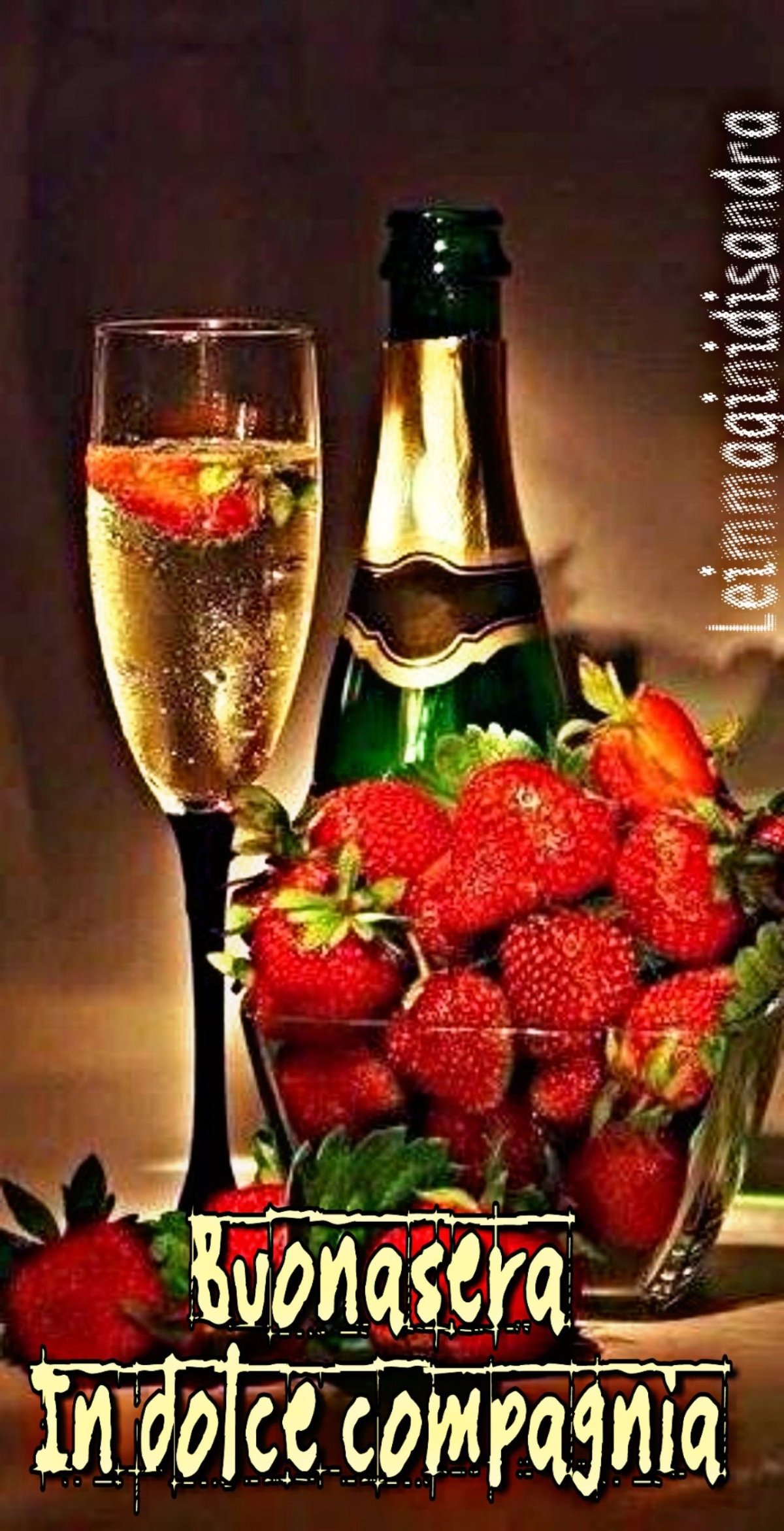 Цветы шампанское фрукты