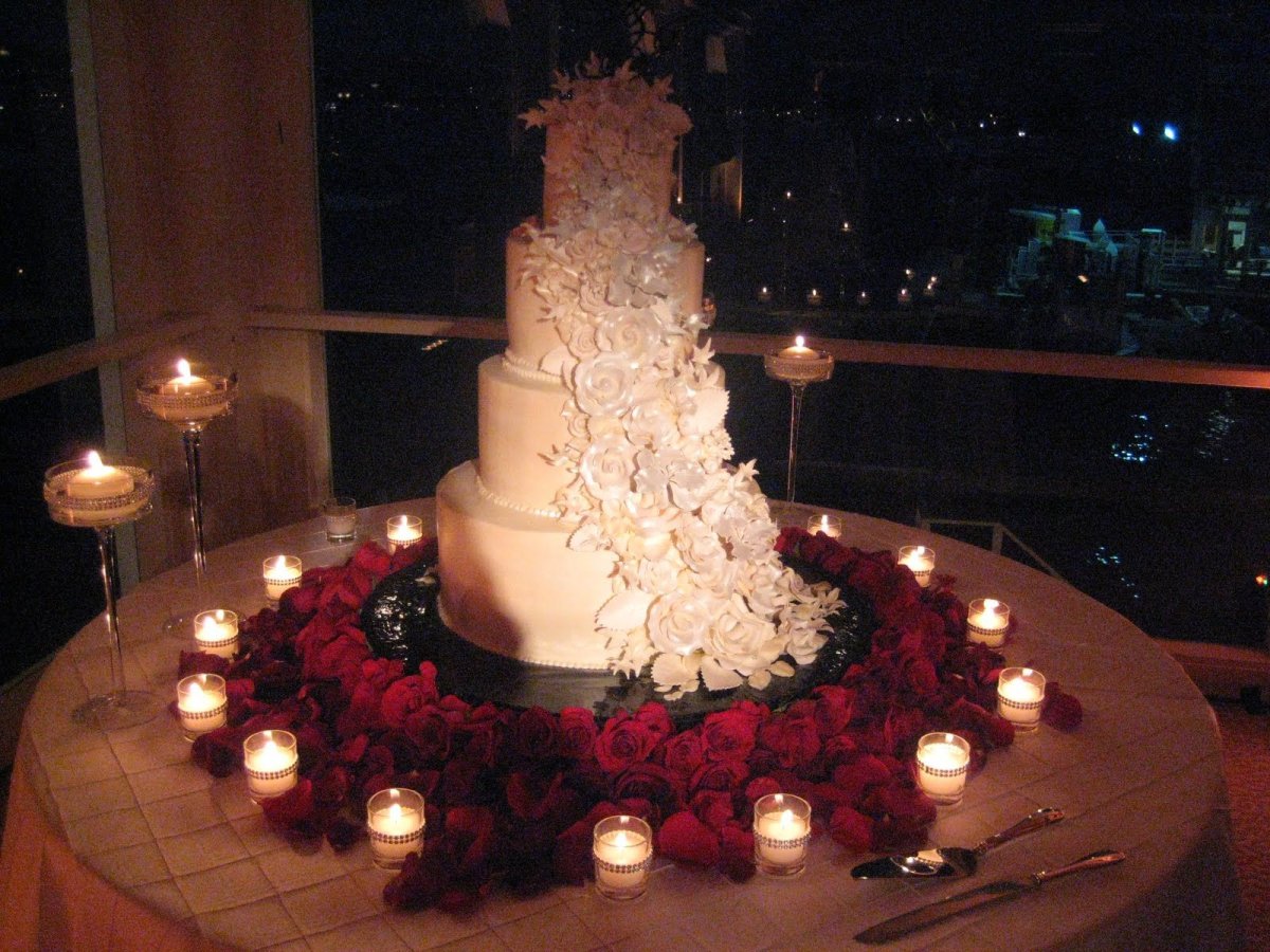 Свечи на свадебный торт
