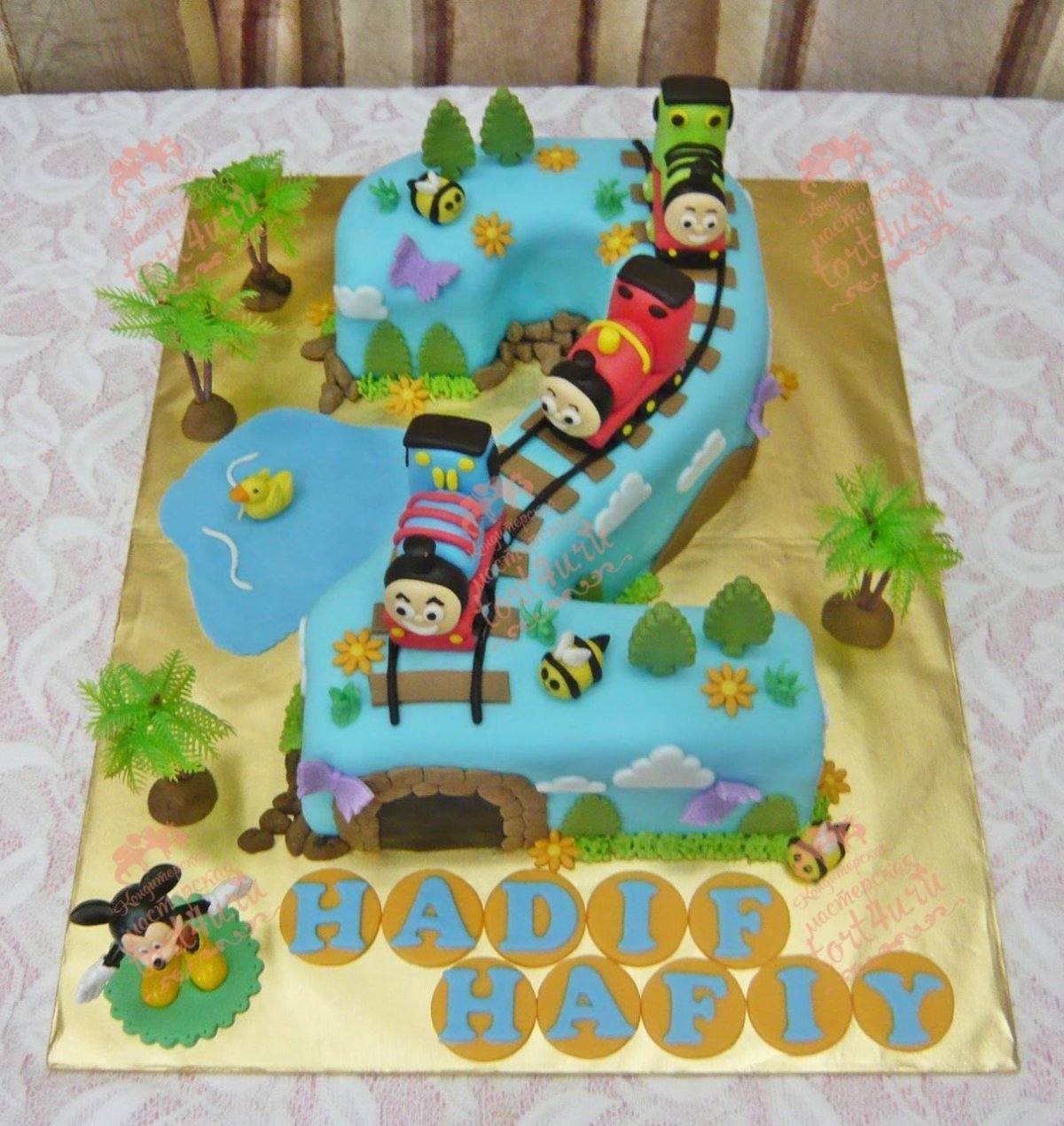 Торт с поездом