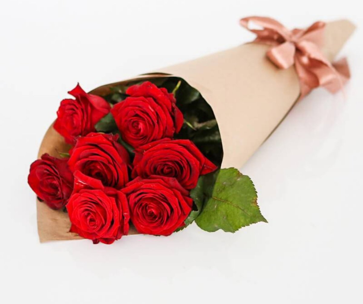 Розы в красивой упаковке