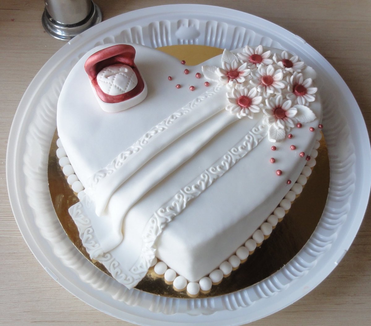 Торт на помолвку