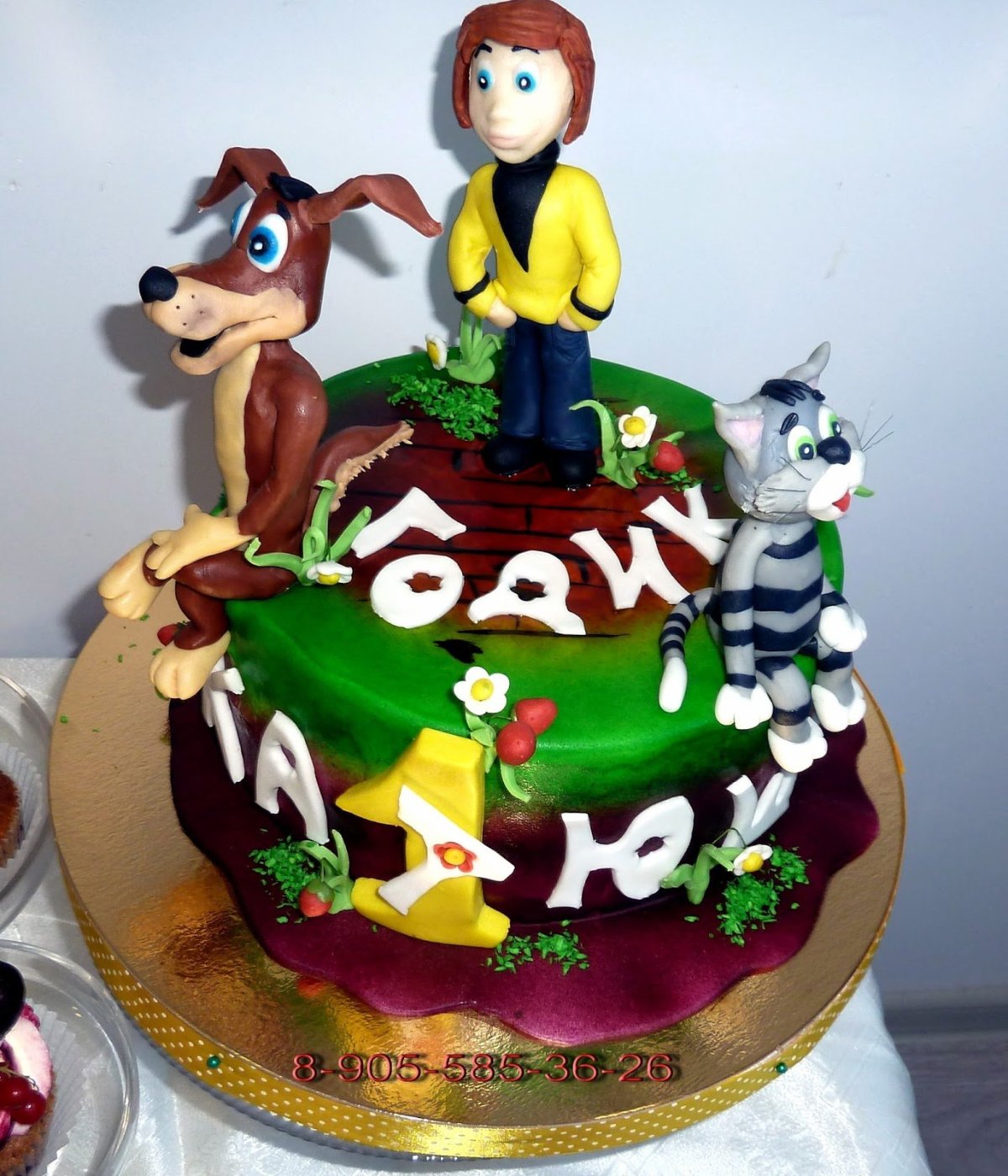 Торт с героями Простоквашино