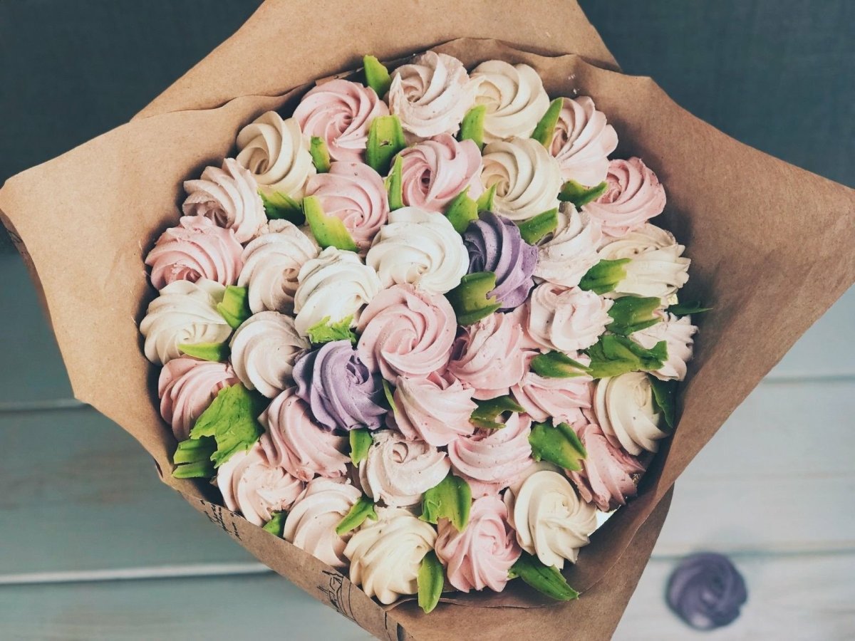 Букет из конфет зефира и маршмеллоу