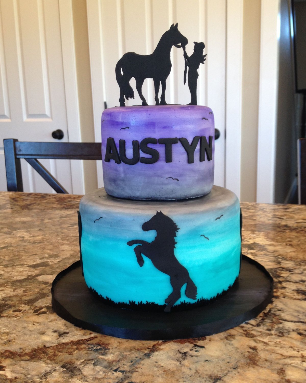 Торт с лошадкой для мальчика