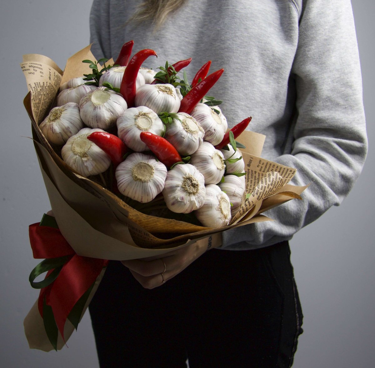 Букет из чеснока