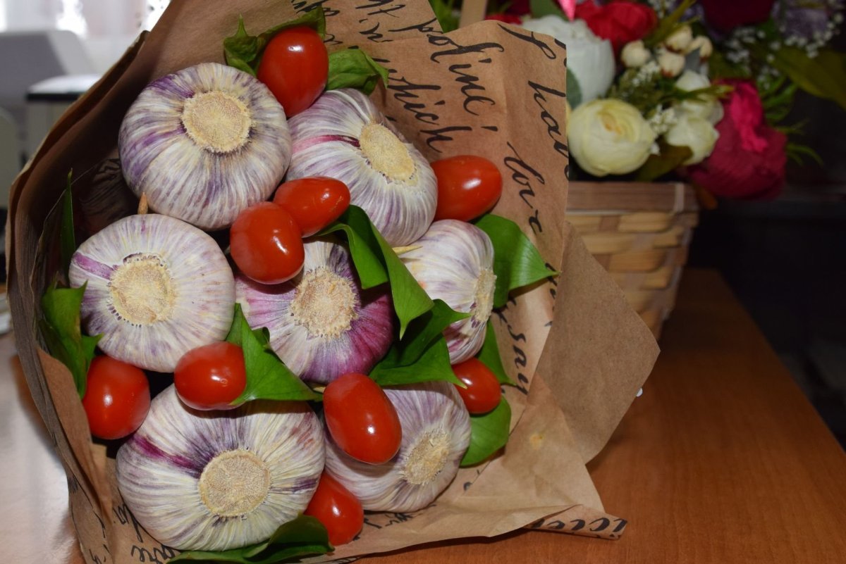 Букет из лука репчатого