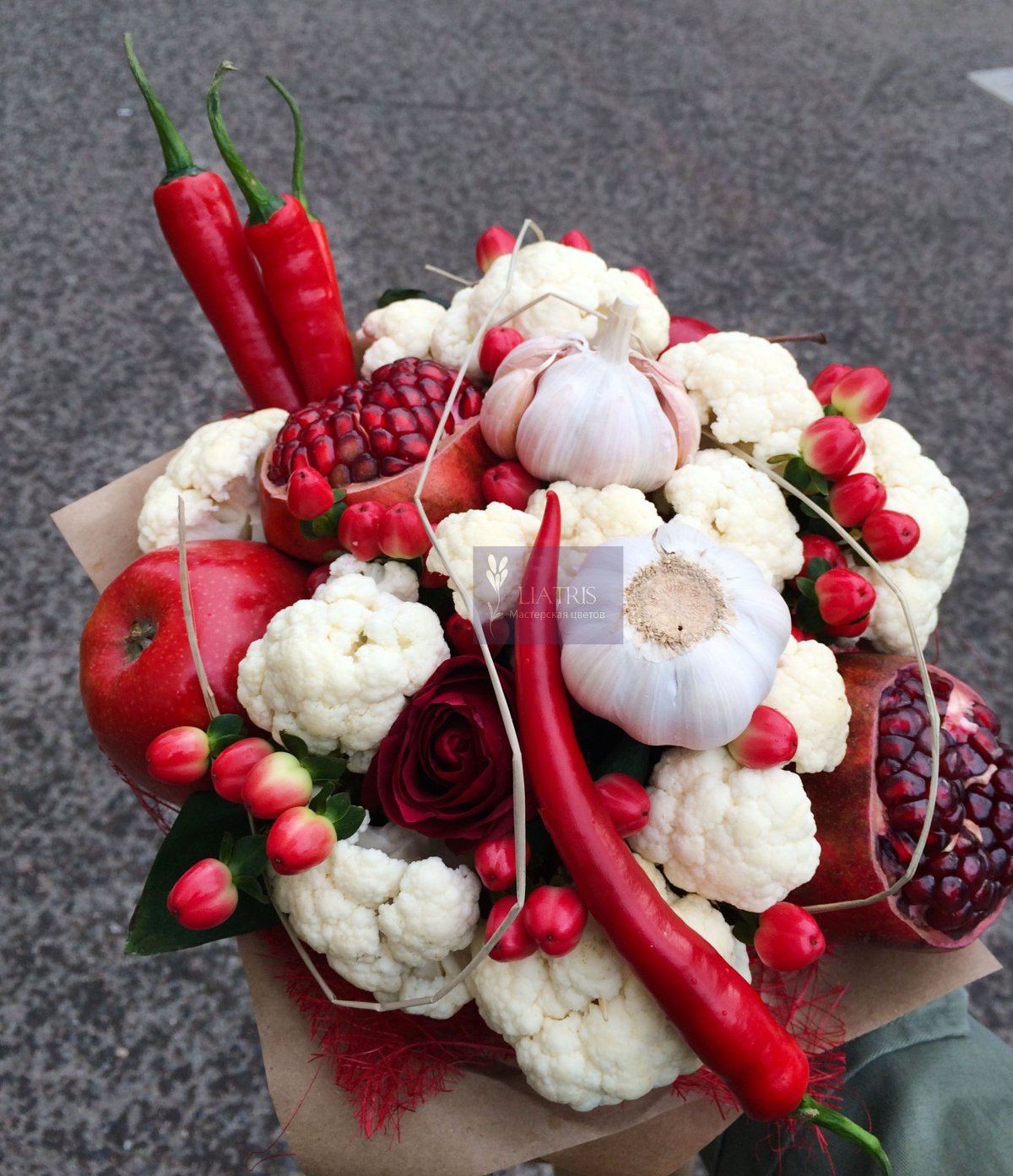 Букет из чеснока и перца