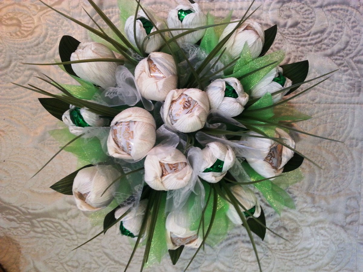 Масках и вокруг чеснок