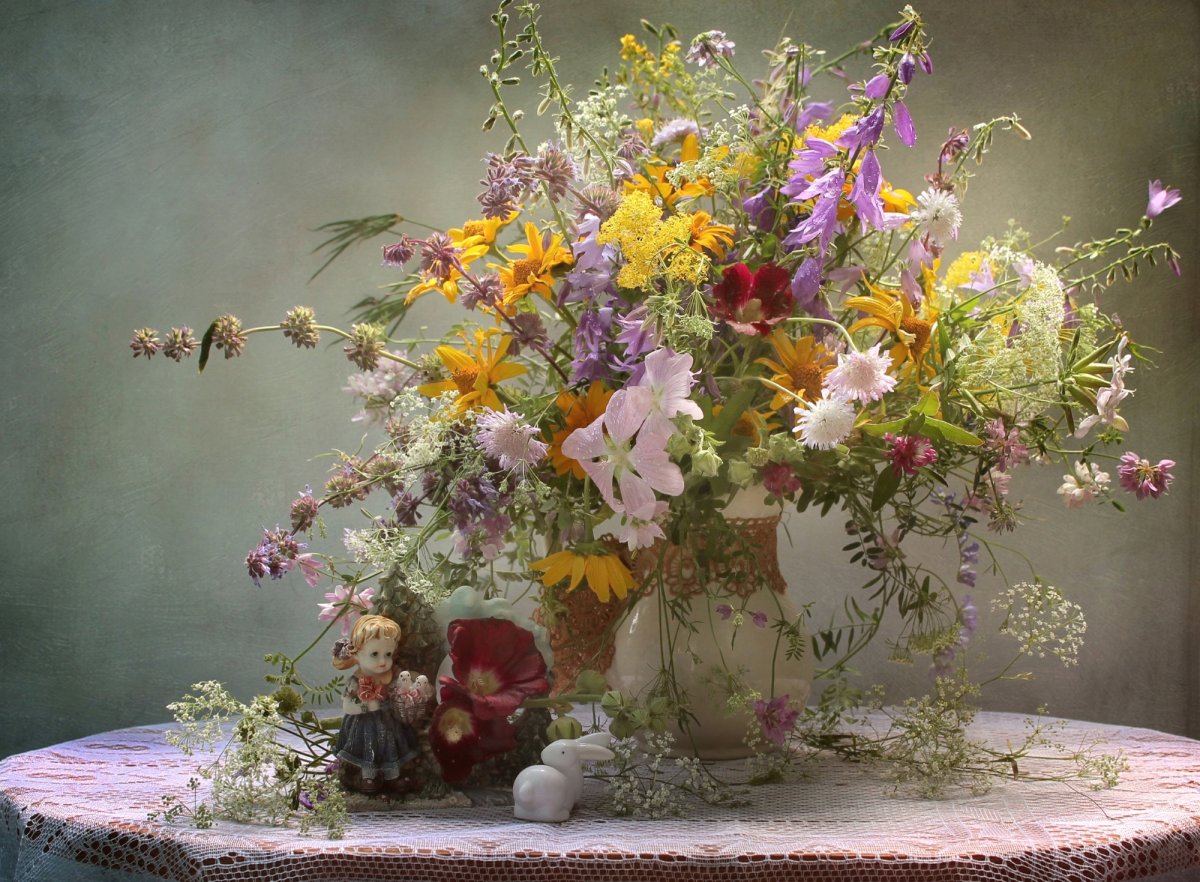 Красивые композиции из полевых цветов