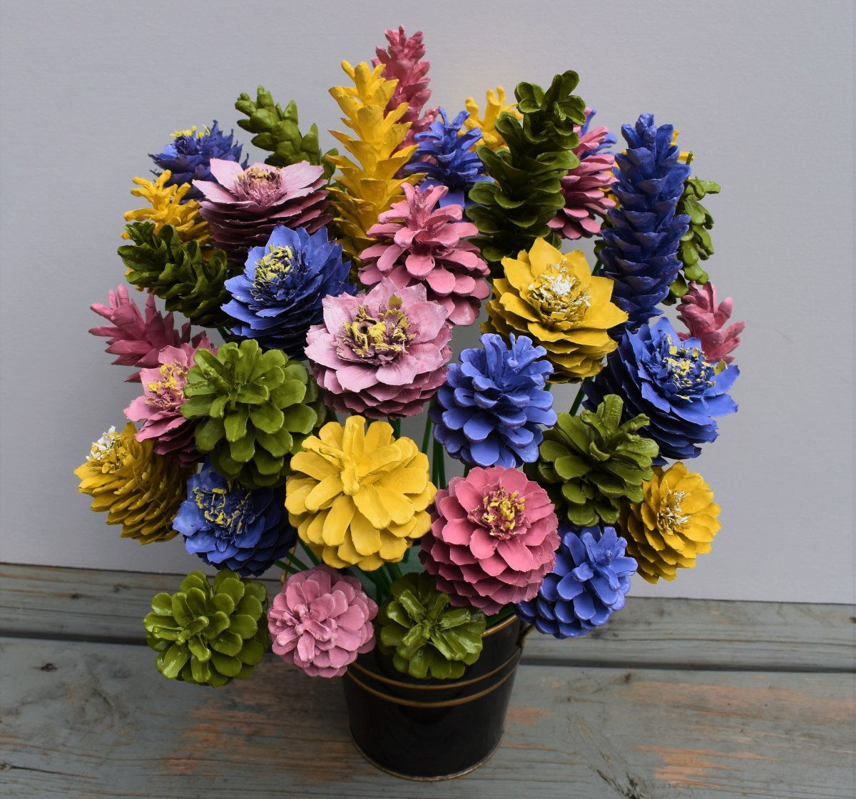 Поделки из шишек