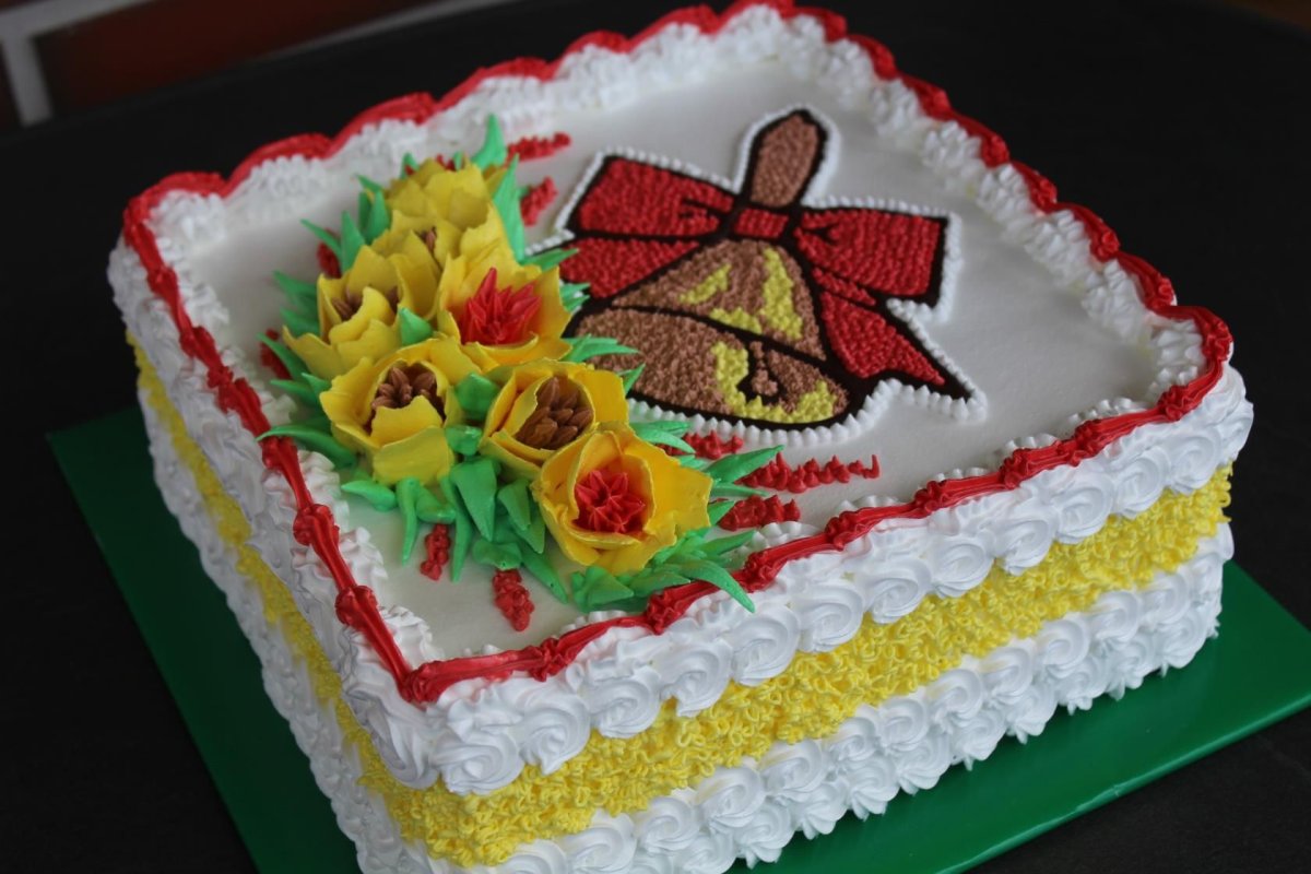 Кремовые тортики на юбилей