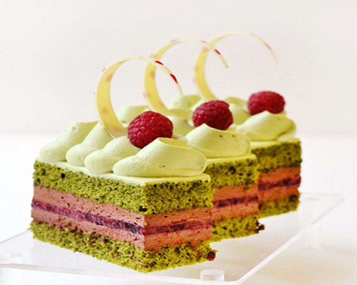 Декор торта