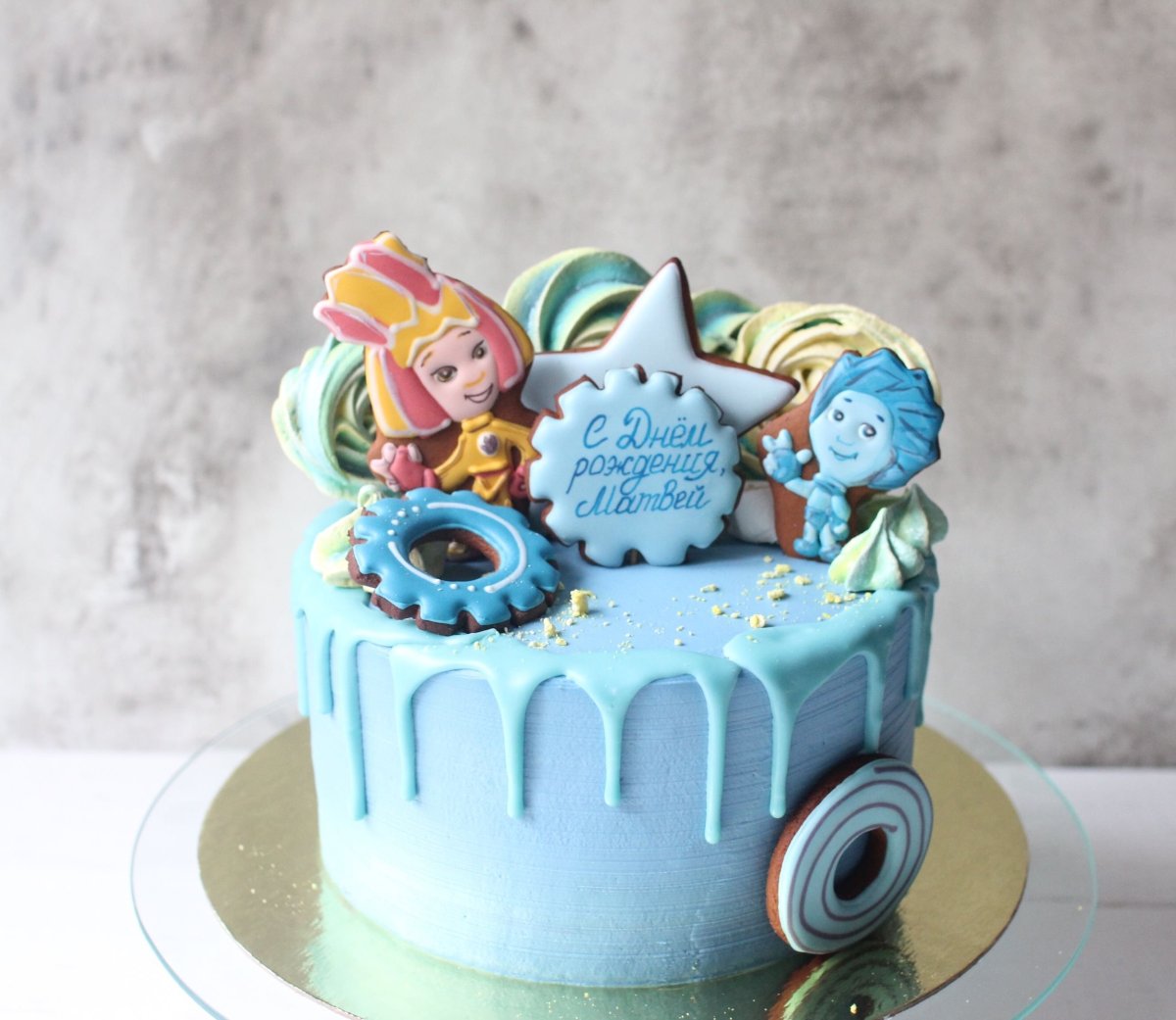 Торт с топперами Фиксики