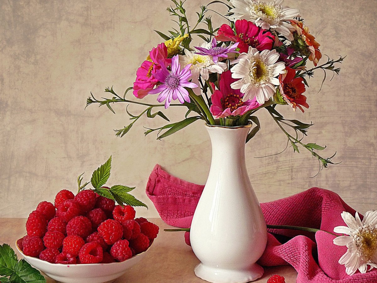 Ваза с цветком