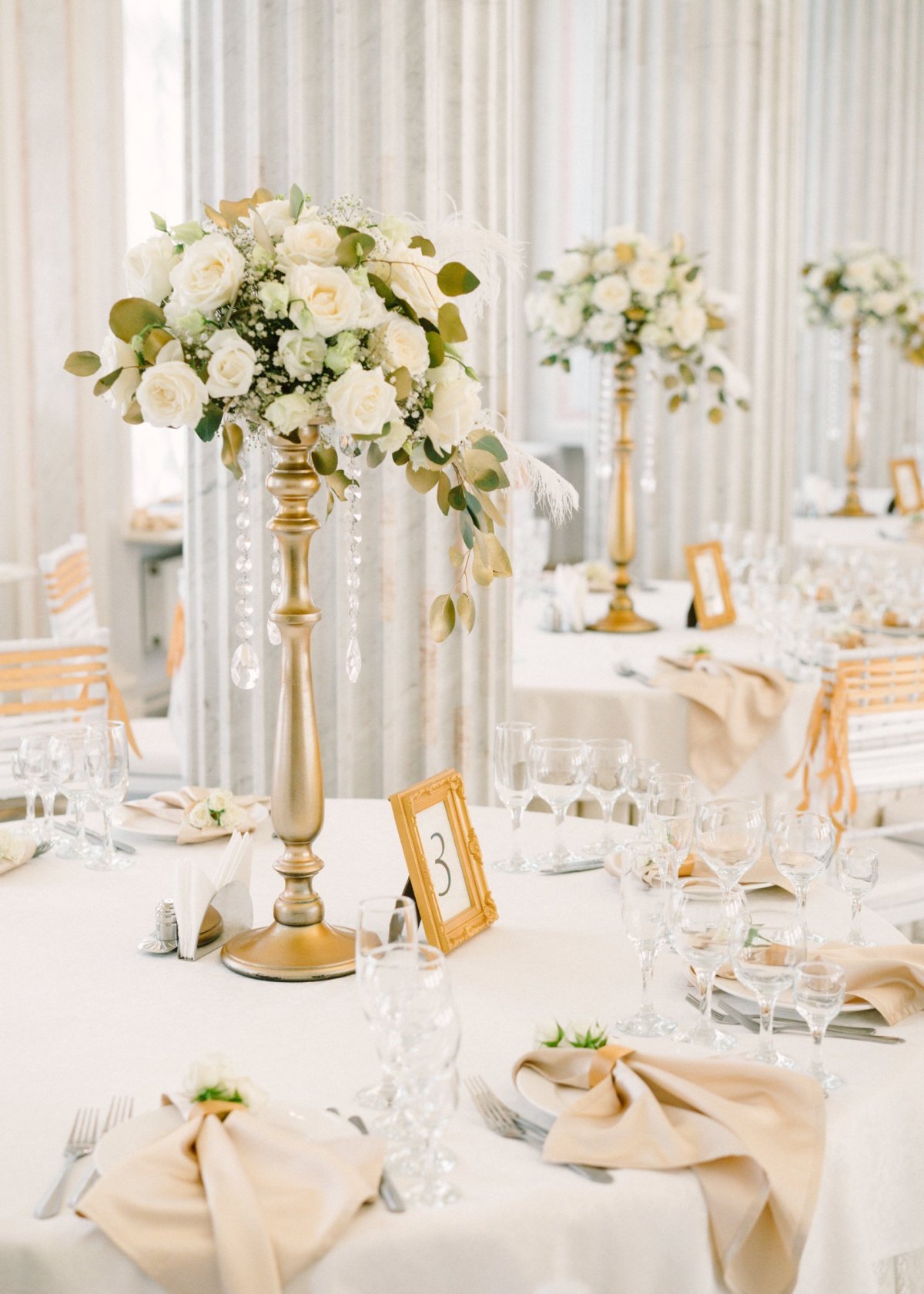 Свадебный декор белый