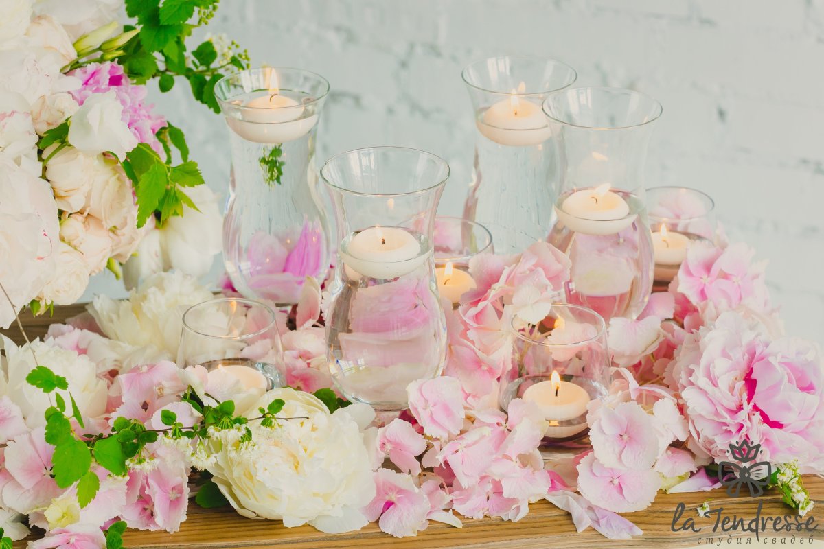 Свадьба в пастельных цветах цветы на столах