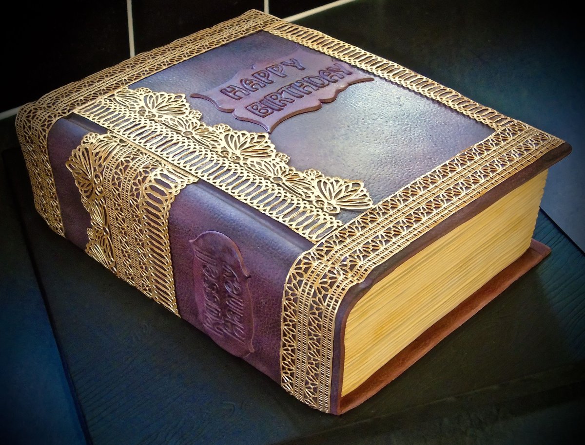 Тортик в виде книжки