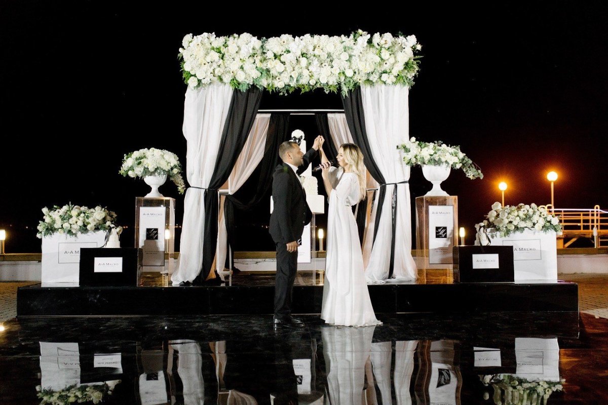 Черно белая свадьба