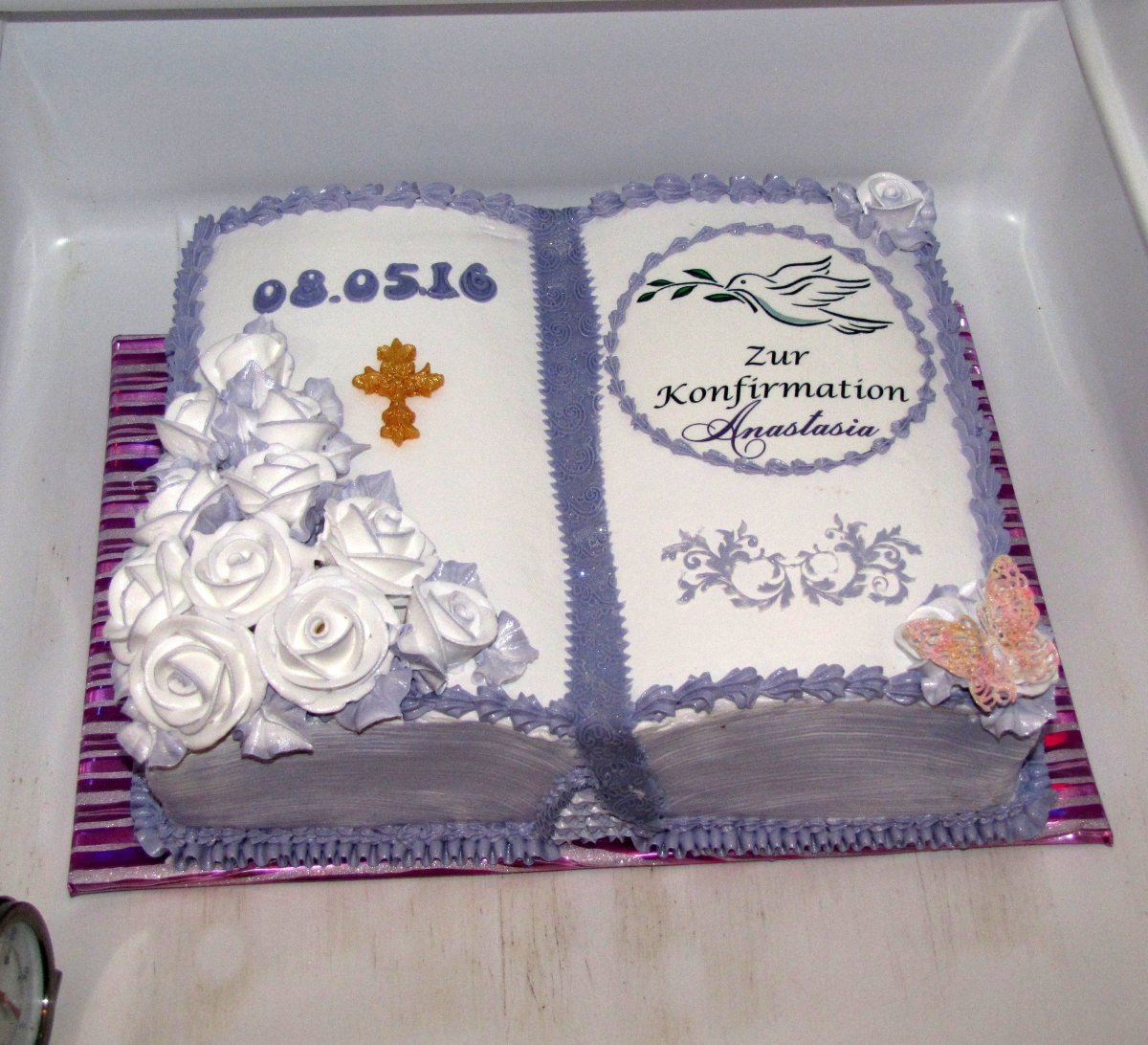 Торт книга из крема