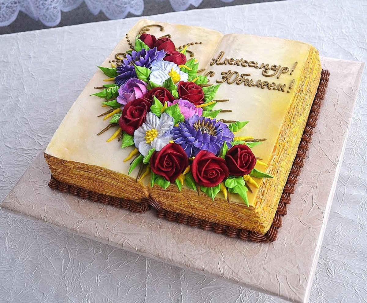 Торт книжка из крема