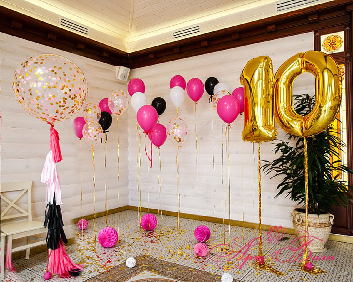 Украшение комнаты шарами