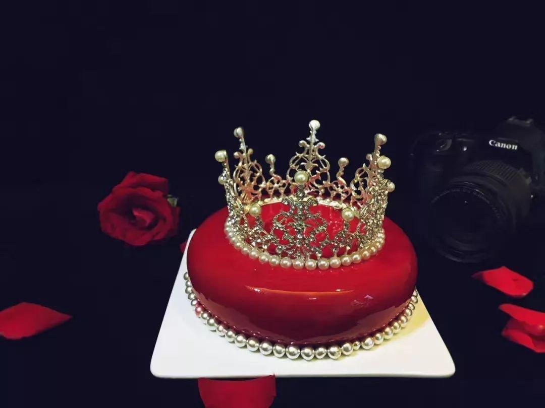 Китайские торты красные