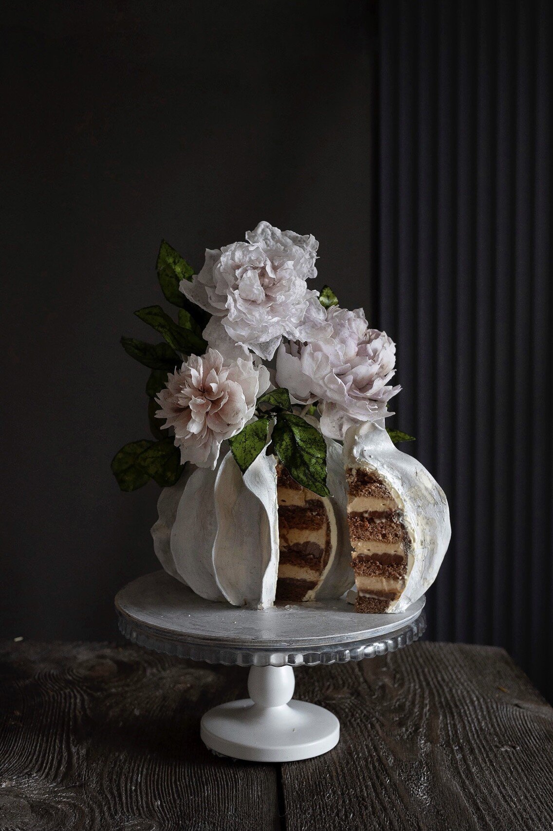 Торт ваза с цветами