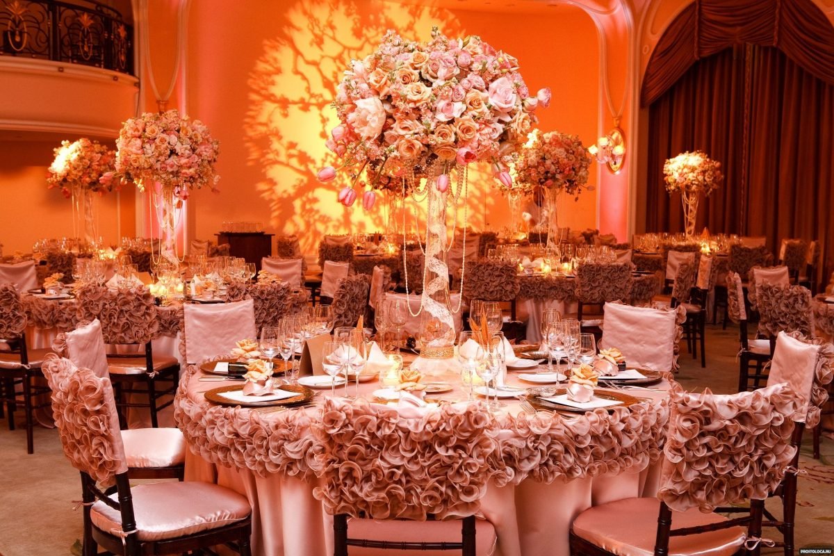 Свадебный стол