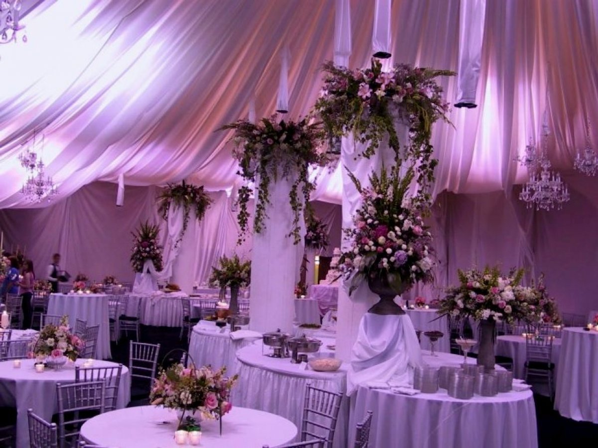 Декор банкетного зала