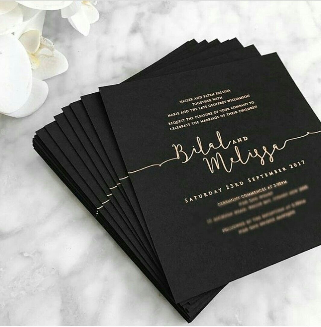 Black and White Party каллиграфия