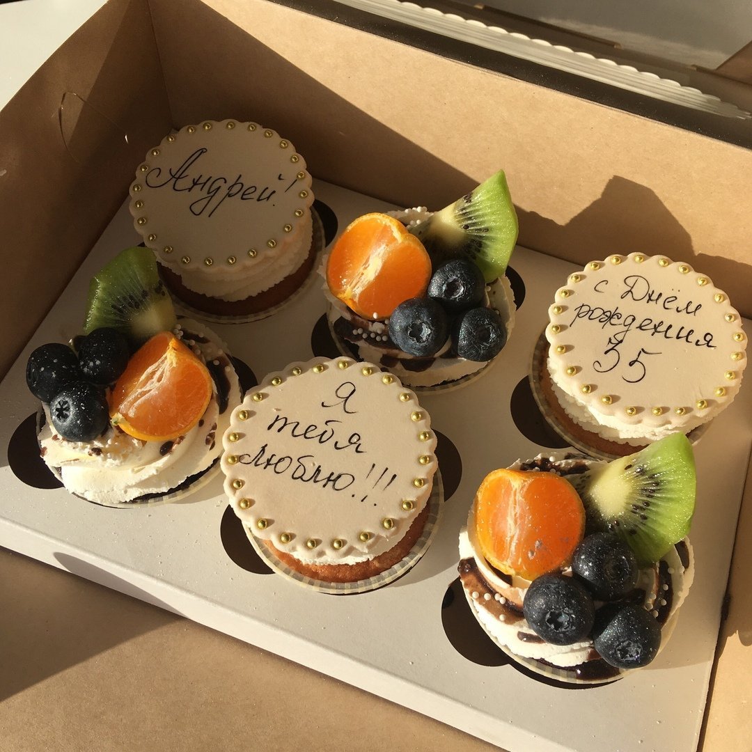 Бенто торт с надписью