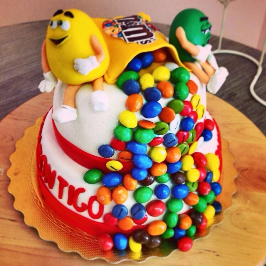 Торт из эм энд Эмса кит кат