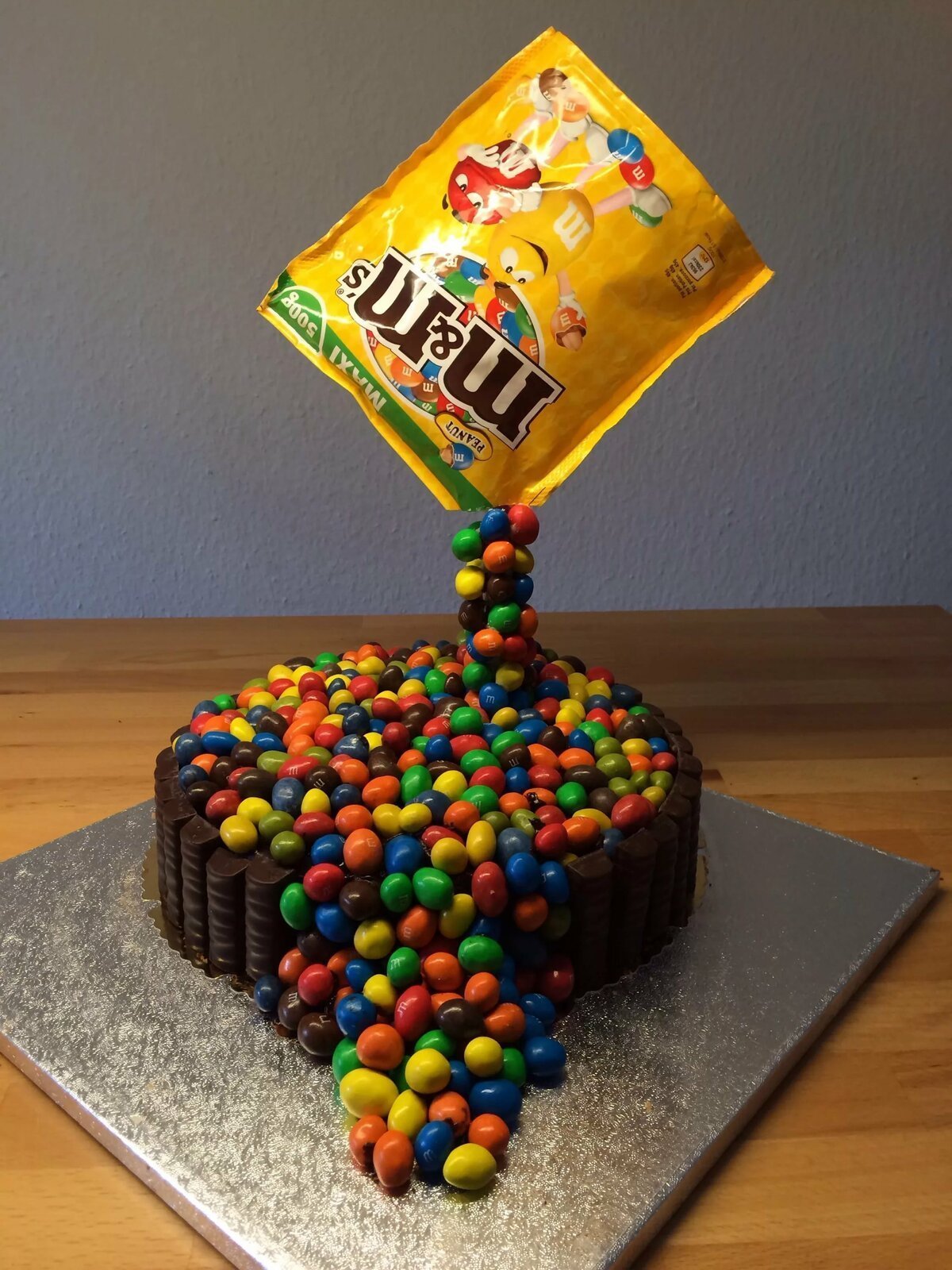 Торт ммдемс для мальчика